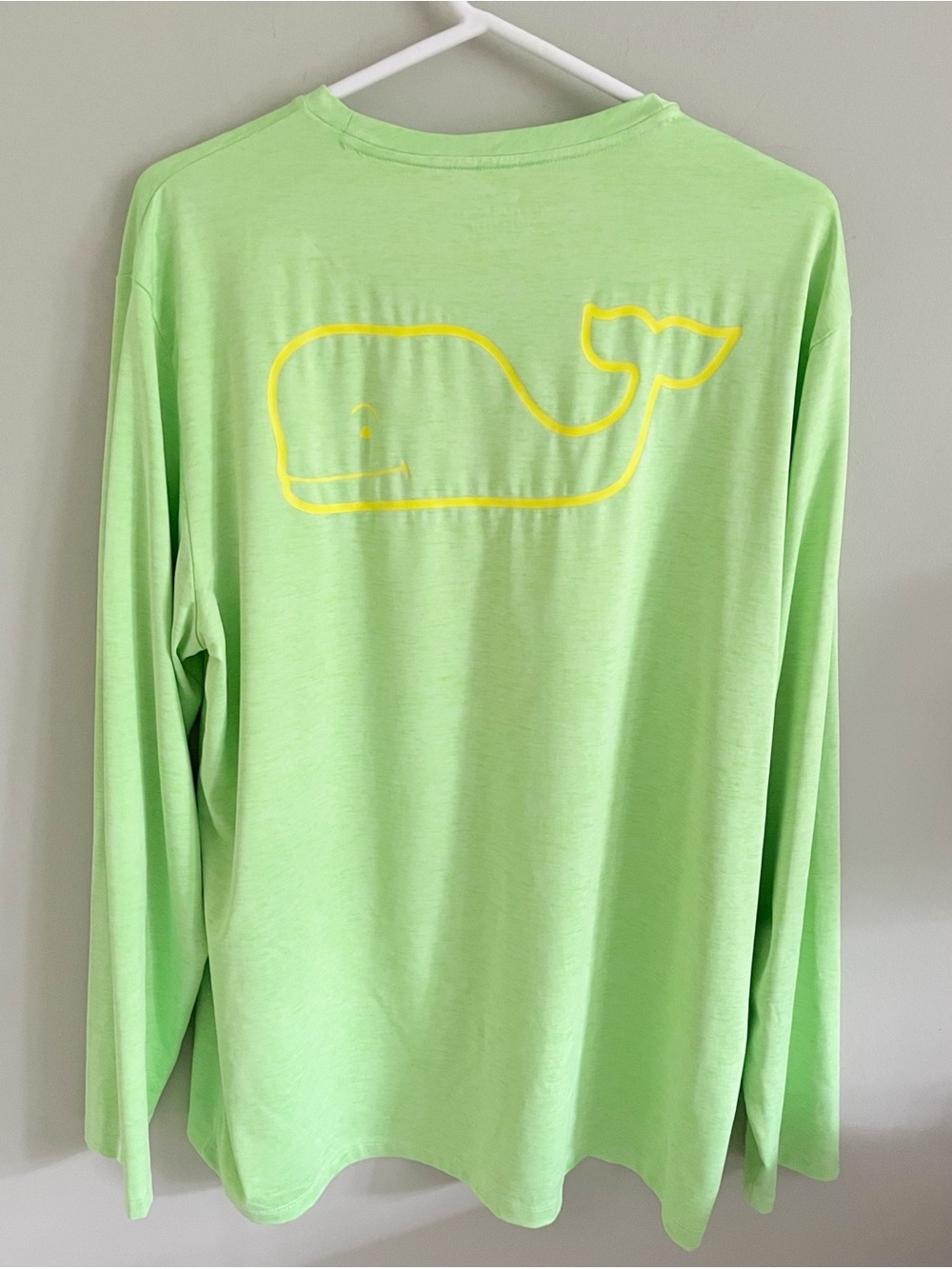 Vineyard Vines lime 🍋‍🟩 green performance whale 🐳 shirt L
